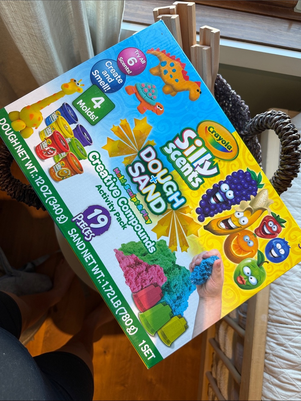 Crayons Silly Scents Dough + Sand Creative Compounds Activity Pack